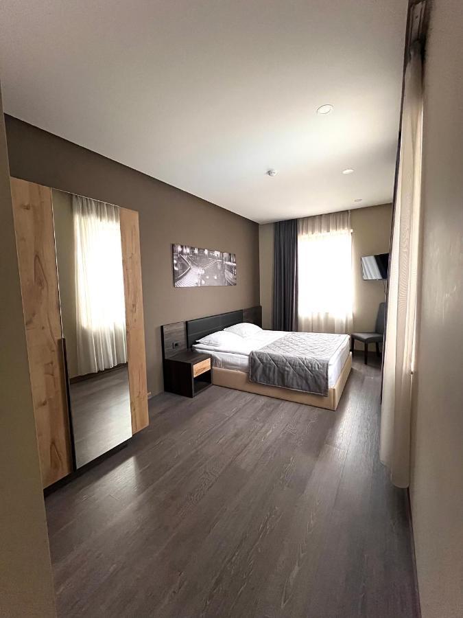 Bien Hotel Erevan Esterno foto